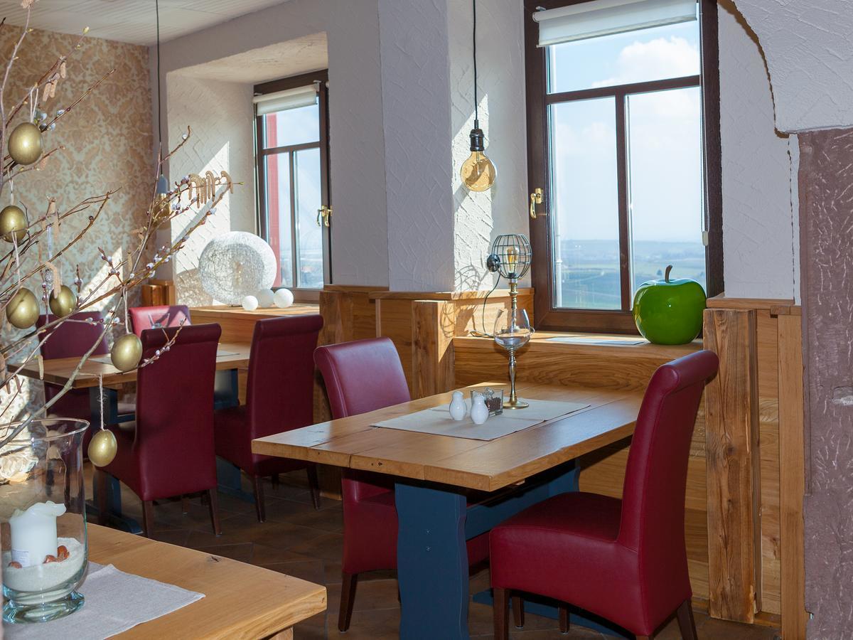 Hotel Zum Burggraf Neuleiningen المظهر الخارجي الصورة