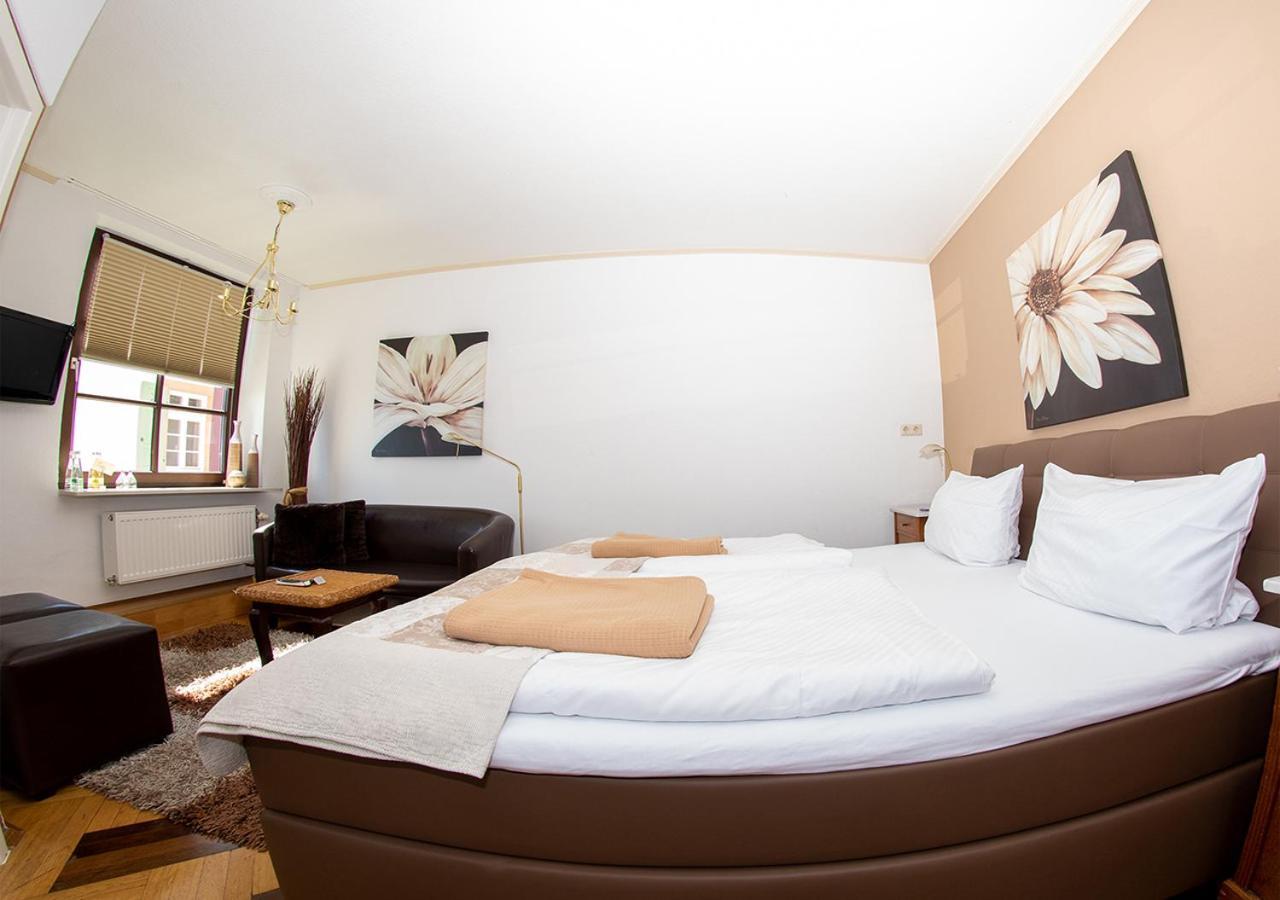 Hotel Zum Burggraf Neuleiningen المظهر الخارجي الصورة