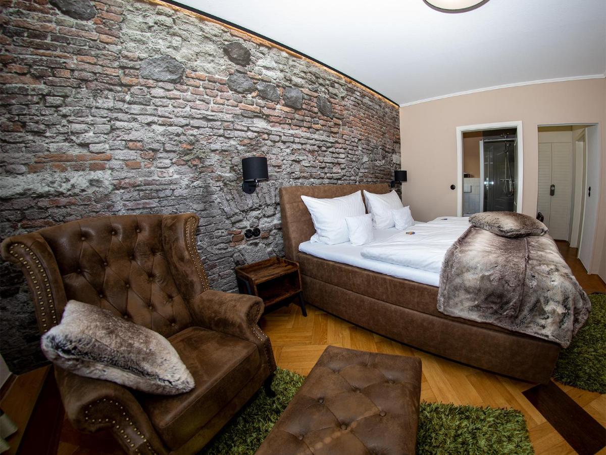 Hotel Zum Burggraf Neuleiningen المظهر الخارجي الصورة