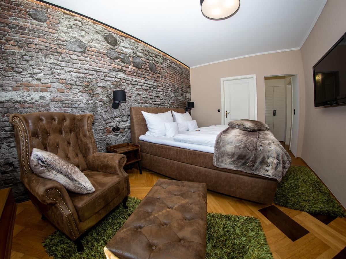 Hotel Zum Burggraf Neuleiningen المظهر الخارجي الصورة